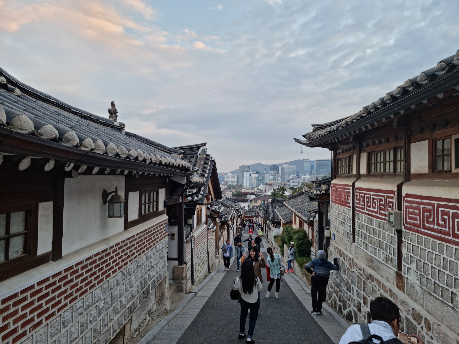 Bukchon Hanok Village: Seoul's Living Time Capsule