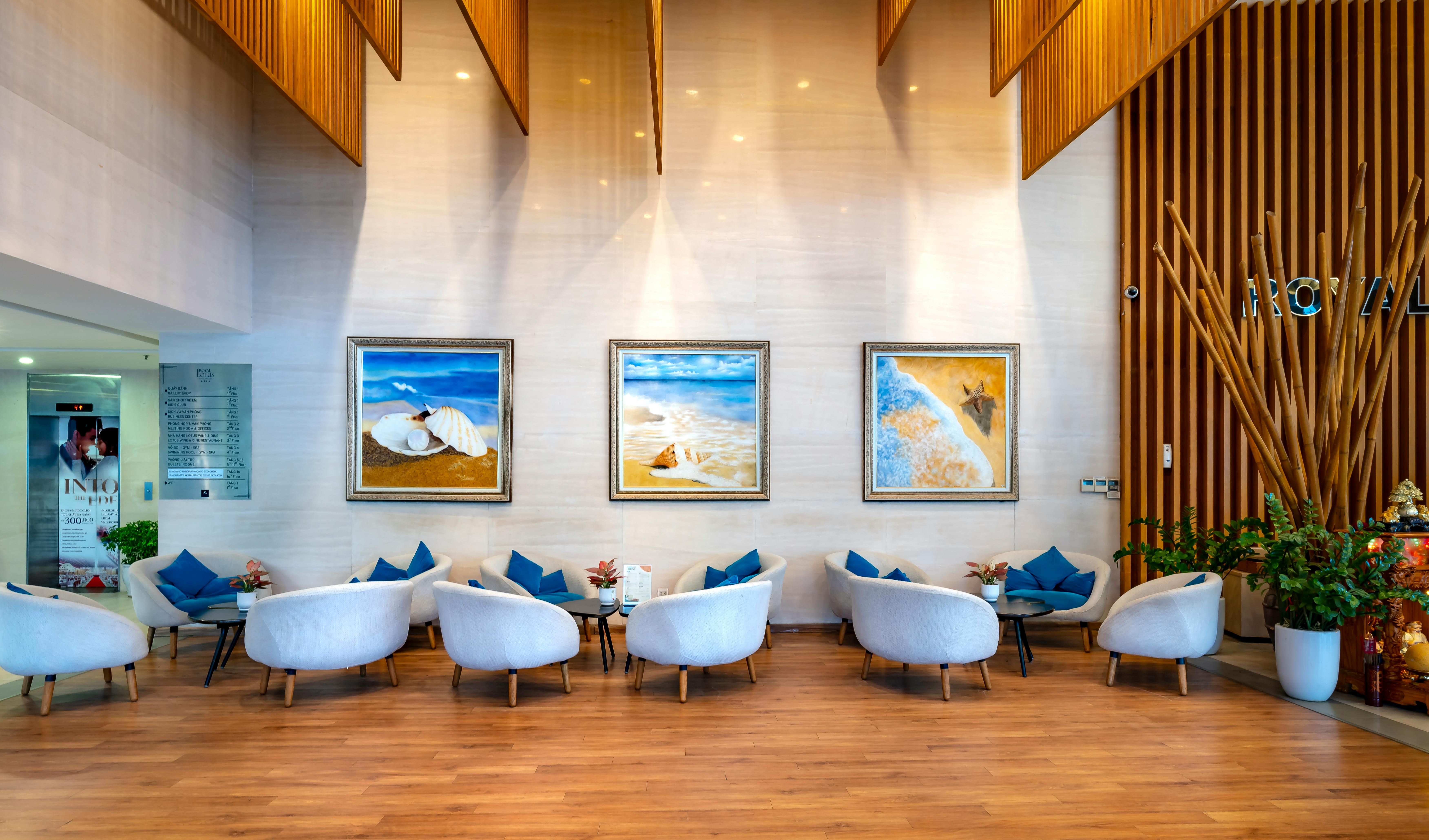 Hotel MANU
